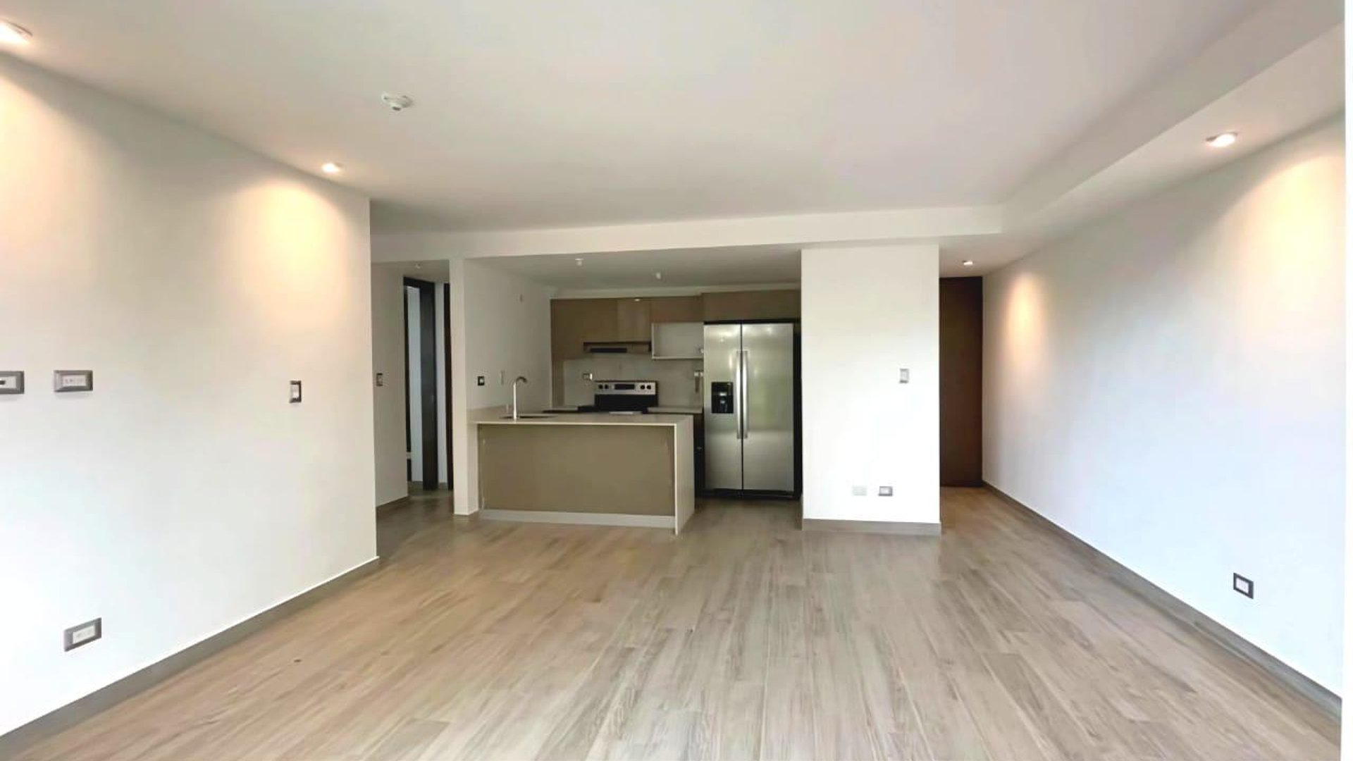 Apartamento con gimnasio en venta - 2 habitaciones en zona 15 Ref-5750