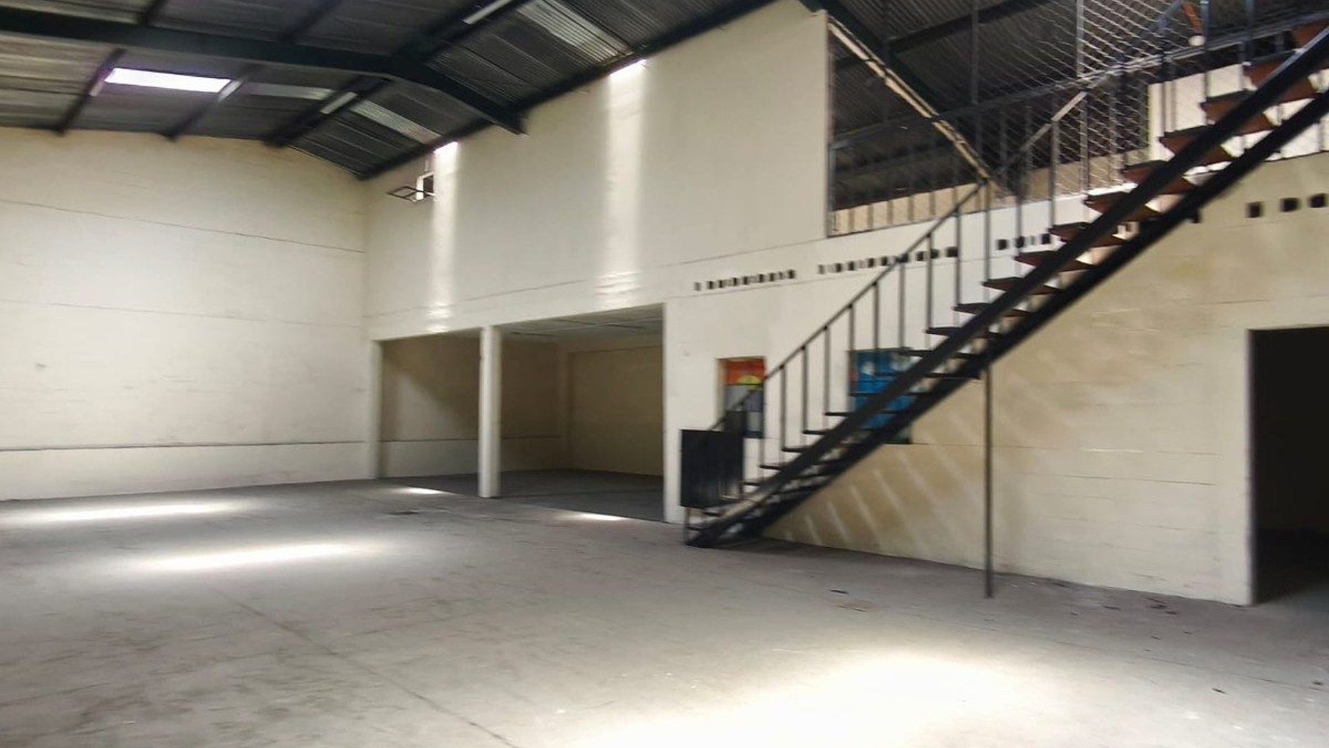 Bodega en Renta - Sobre Calzada Aguilar Batres Zona 12 - Miniatura 18