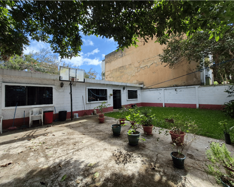 RENTA Casa Zona 14 Frente a Europlaza 
