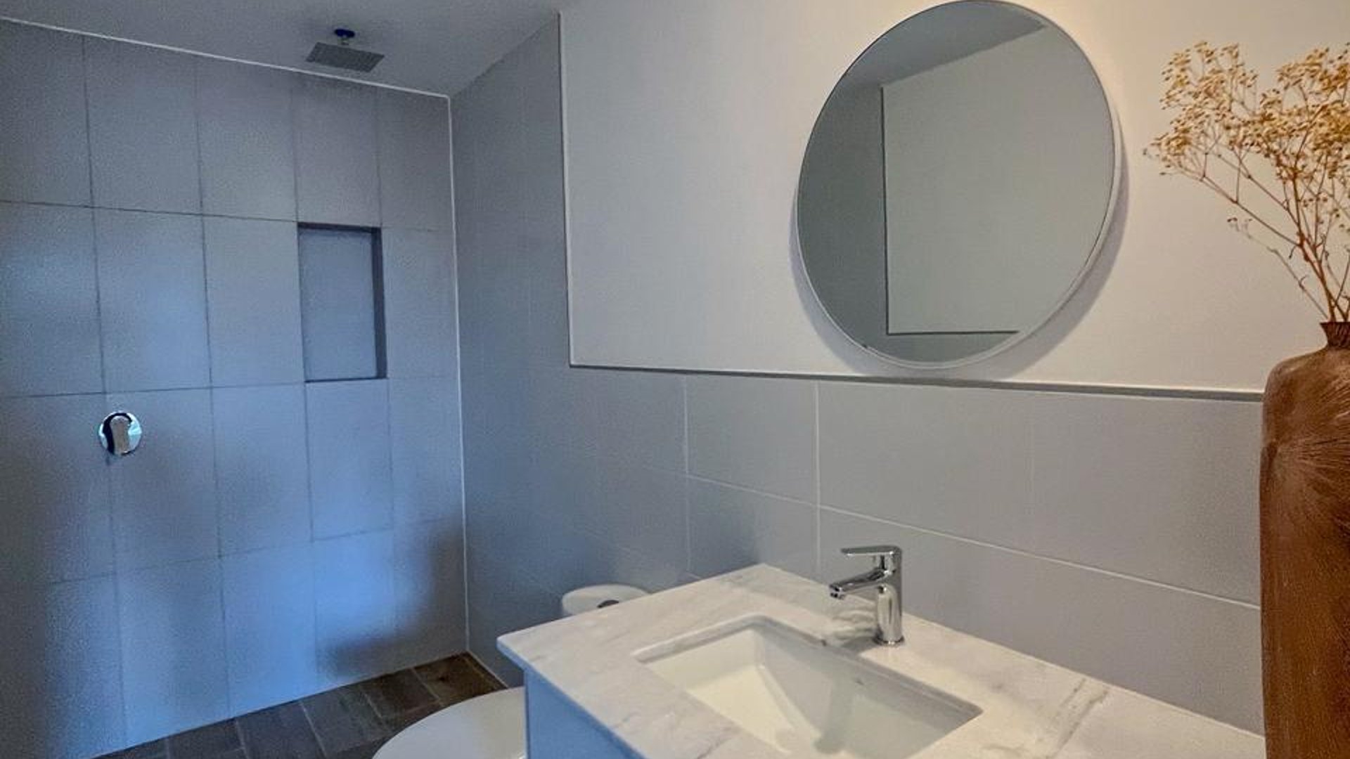 Apartamento en Venta Zona 14 | 2 Habitaciones | 2 Parqueos - Miniatura 5