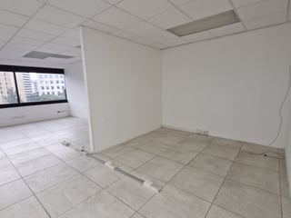 OFICINA en renta en Edificio Corporativo de zona 10 - 2