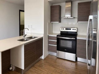 APARTAMENTO EN ALQUILER 📍 Edificio Casalini, Zona 10, Diagonal 6 - 5