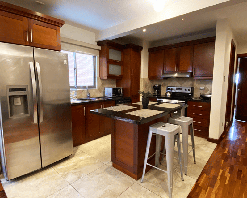 Apartamento en renta zona 15 / Vista Hermosa I