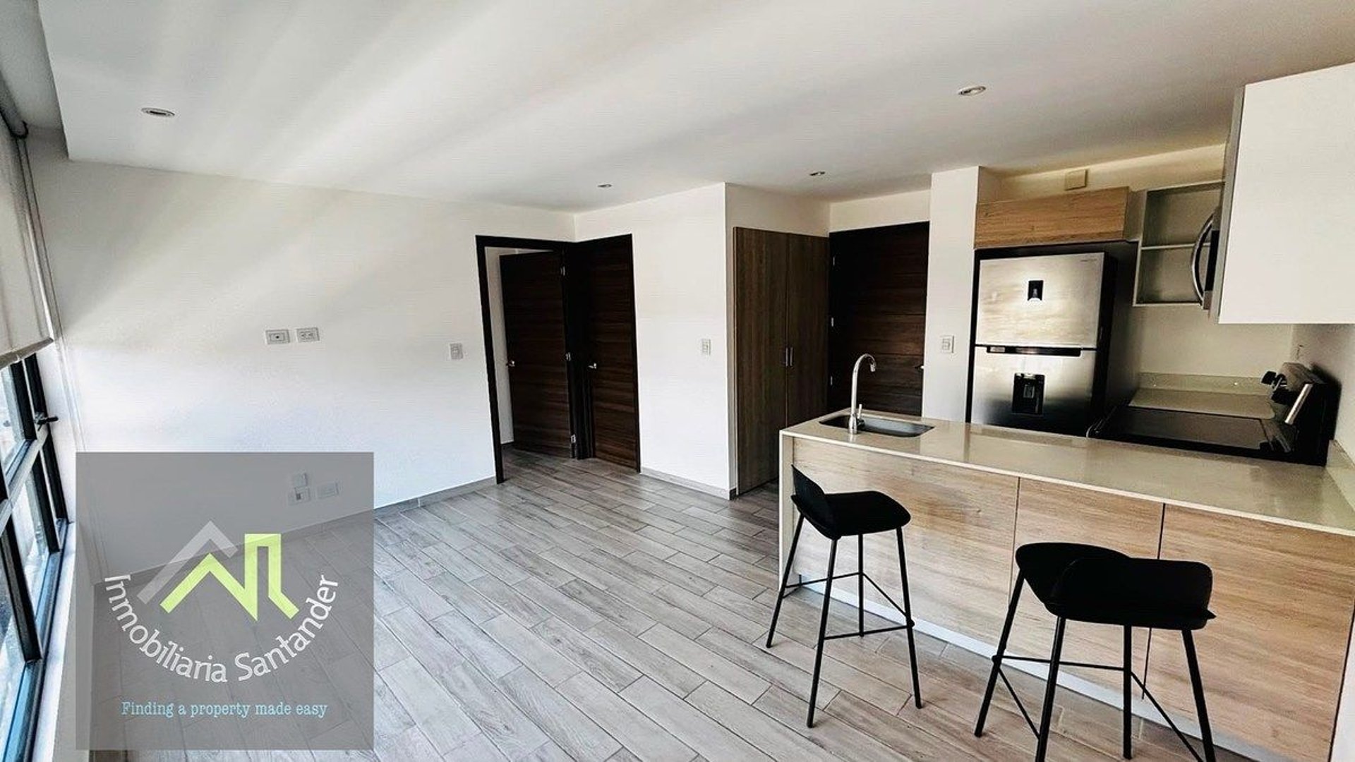 Apartamento en Venta en Parque Diez, Zona 10 - Image 1