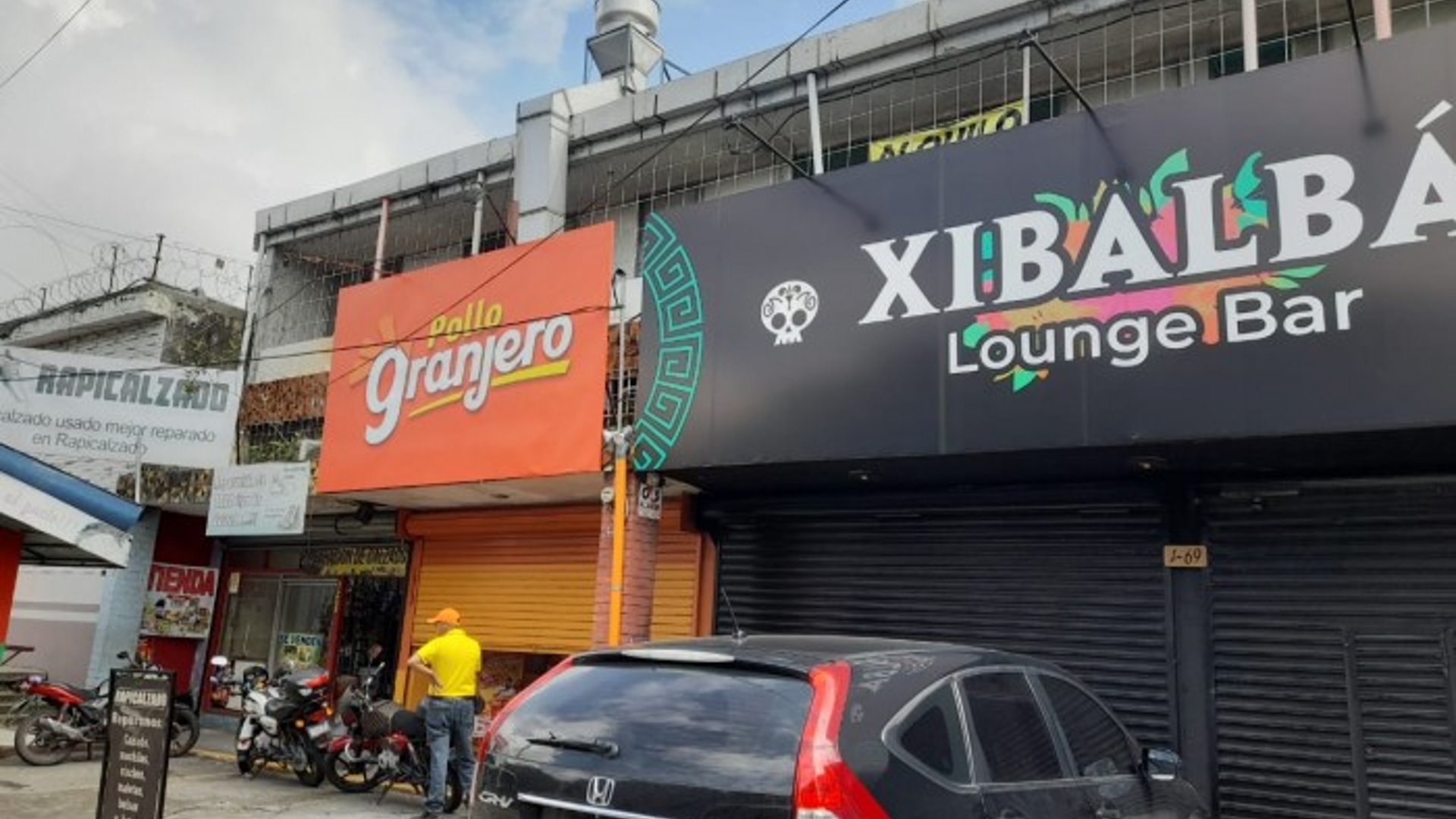 Oficina en Renta sobre 12 calle zona 9