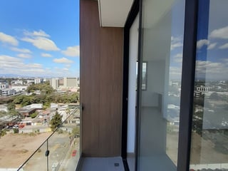 Apartamento en renta, en Zona 13 - 5