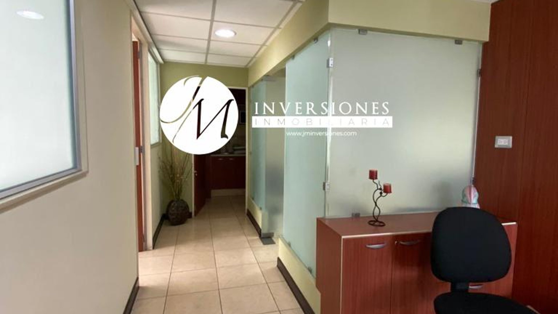 Oficina en Venta en zona 10 - Miniatura 5