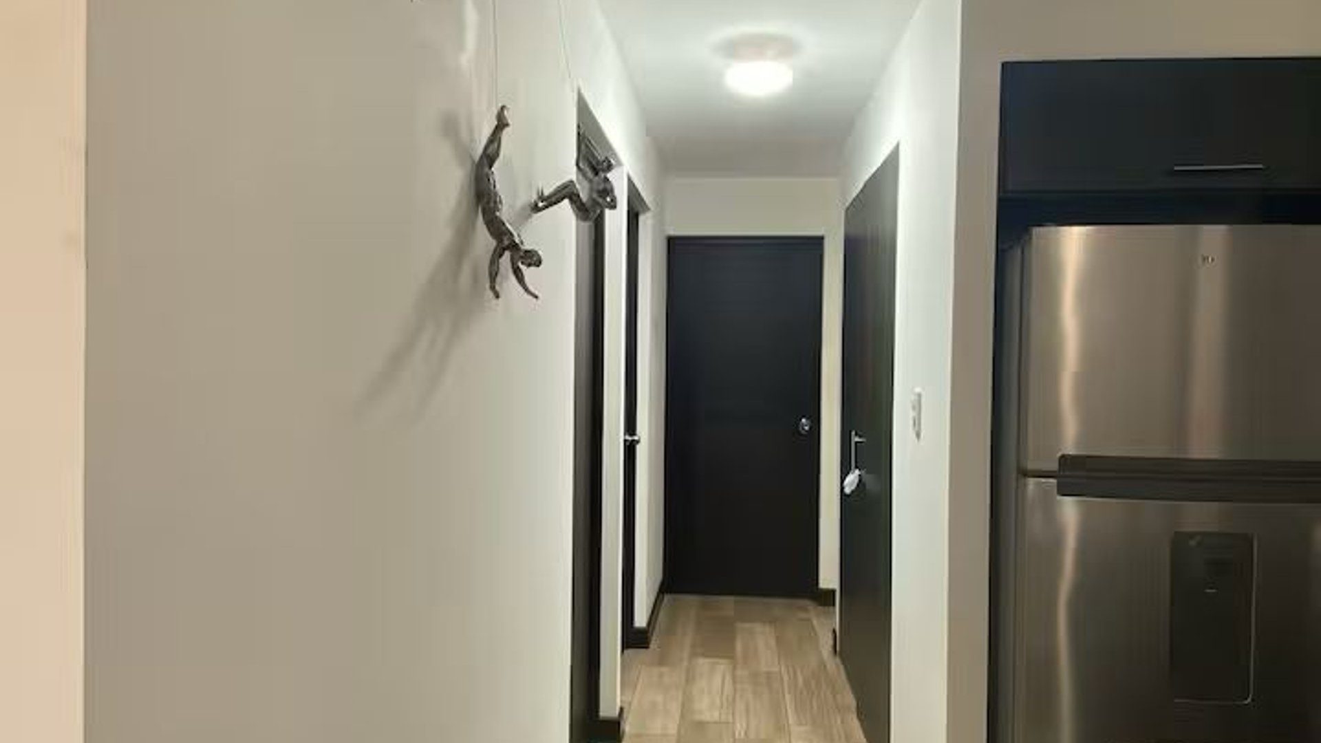 2 APARTAMENTOS EN VENTA EDIFICIO ANCONA, ZONA 1 MIXCO - Miniatura 8