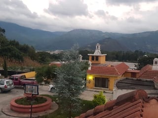 COMPLEJO DE CASAS EN VENTA  UBICADO MUY CERCA DE CIUDAD VIEJA - 5