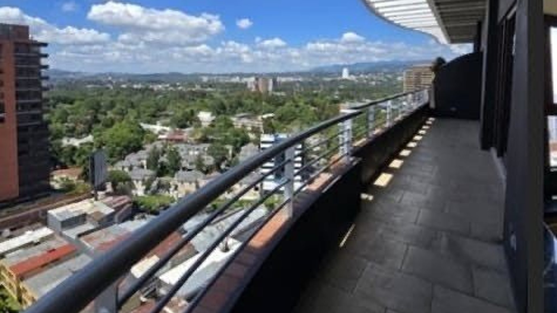 Penthouse en Renta en Zona 10 – 304 m²