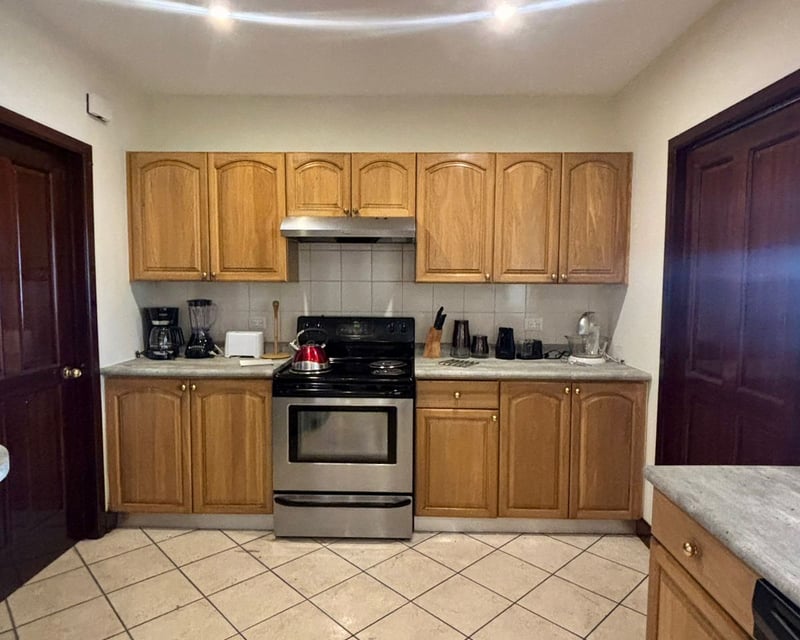 Apartamento amueblado en renta de 3 habitaciones en Z10 Ref-5354