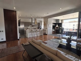 Penthouse en venta · Zona 10 · 353 m² en dos niveles - 5