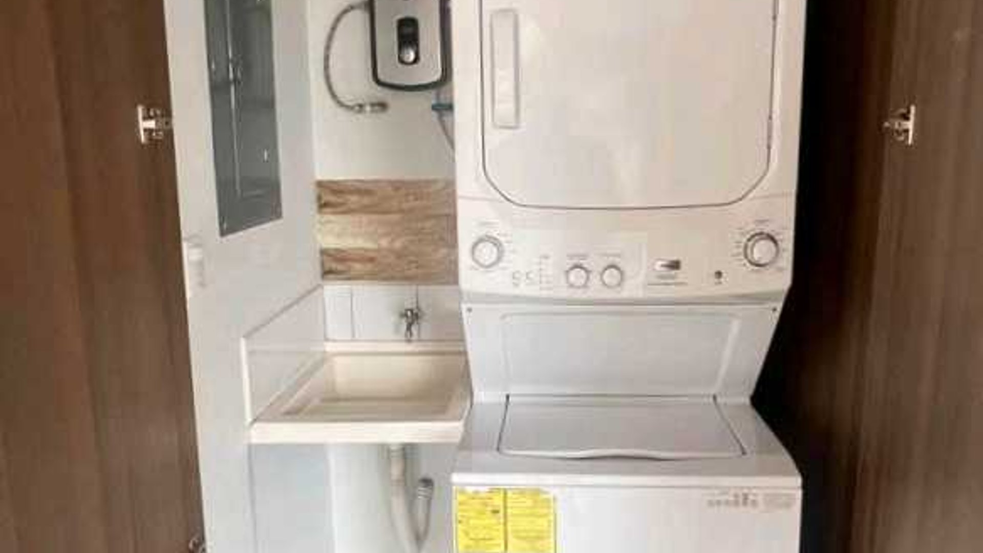 APARTAMENTO EN ALQUILER???? Edificio Nagano, Zona 16 - Miniatura 7