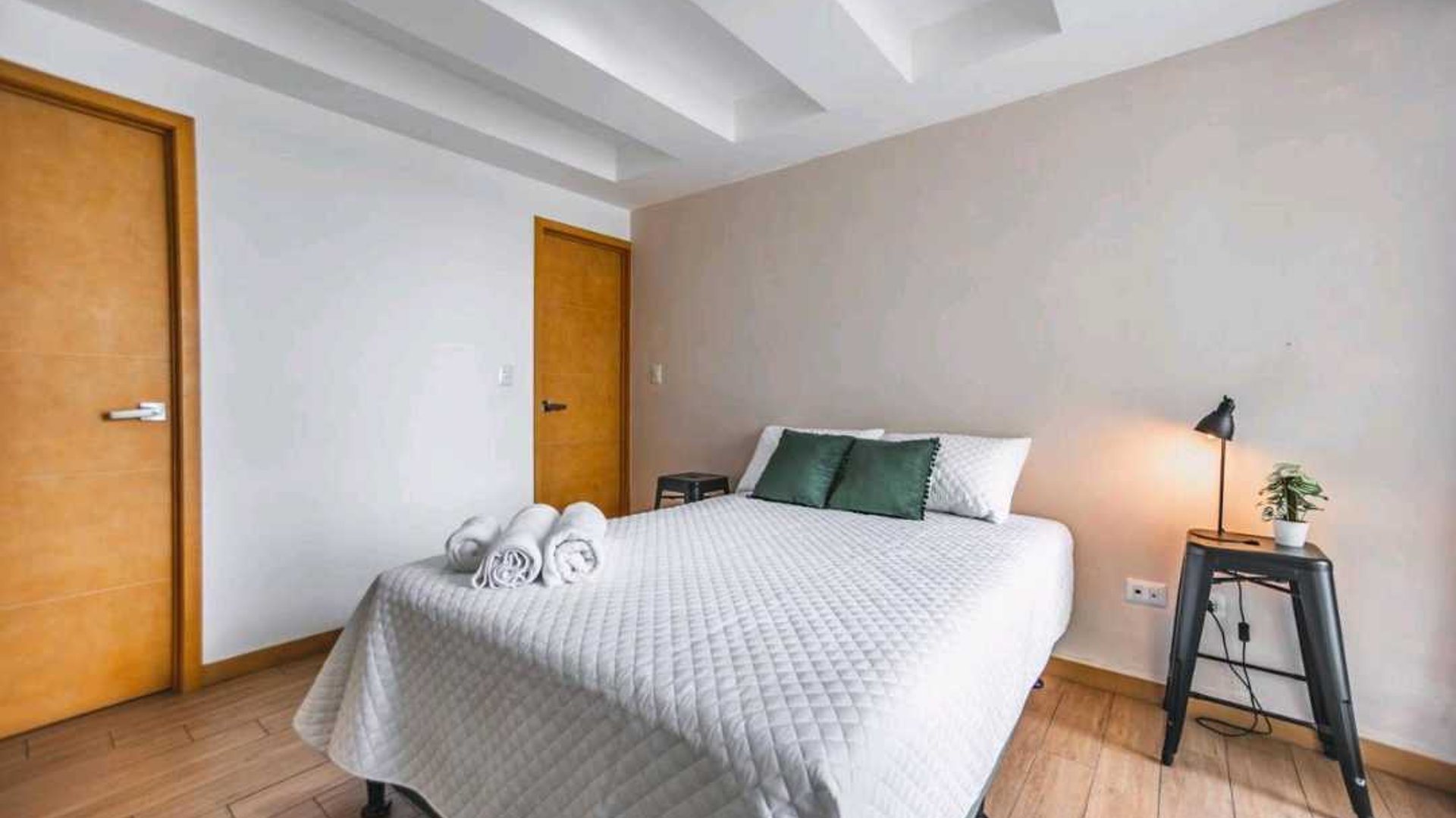APARTAMENTO AMUEBLADO EN VENTA ???? Edificio Cityhaus, Zona 10 - Miniatura 6