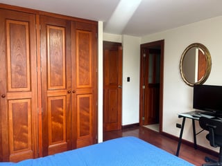 Apartamento Amueblado en Renta, Zona 14 Edificio Marqués del Valle - Image 11