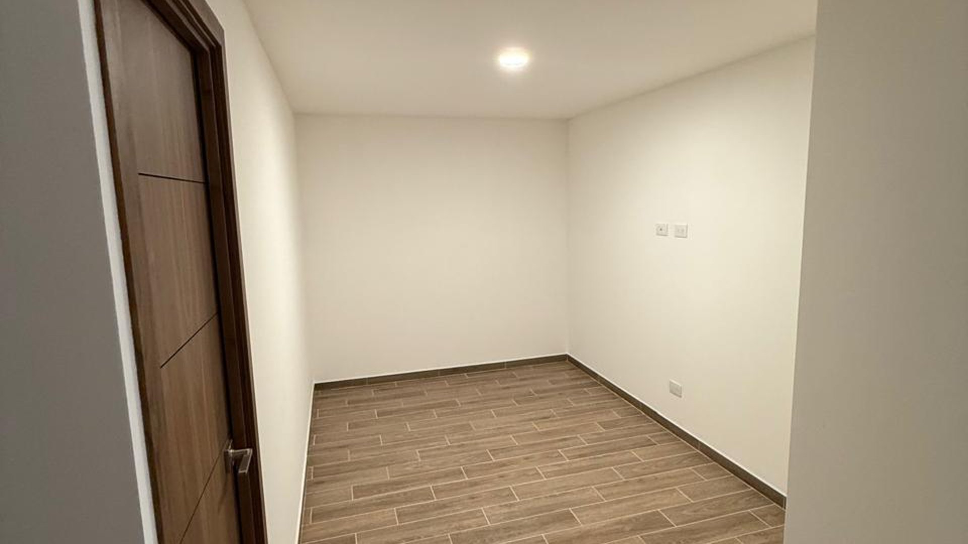 Apartamento en Alquiler Edificio Parque 14, zona 14  - Miniatura 28