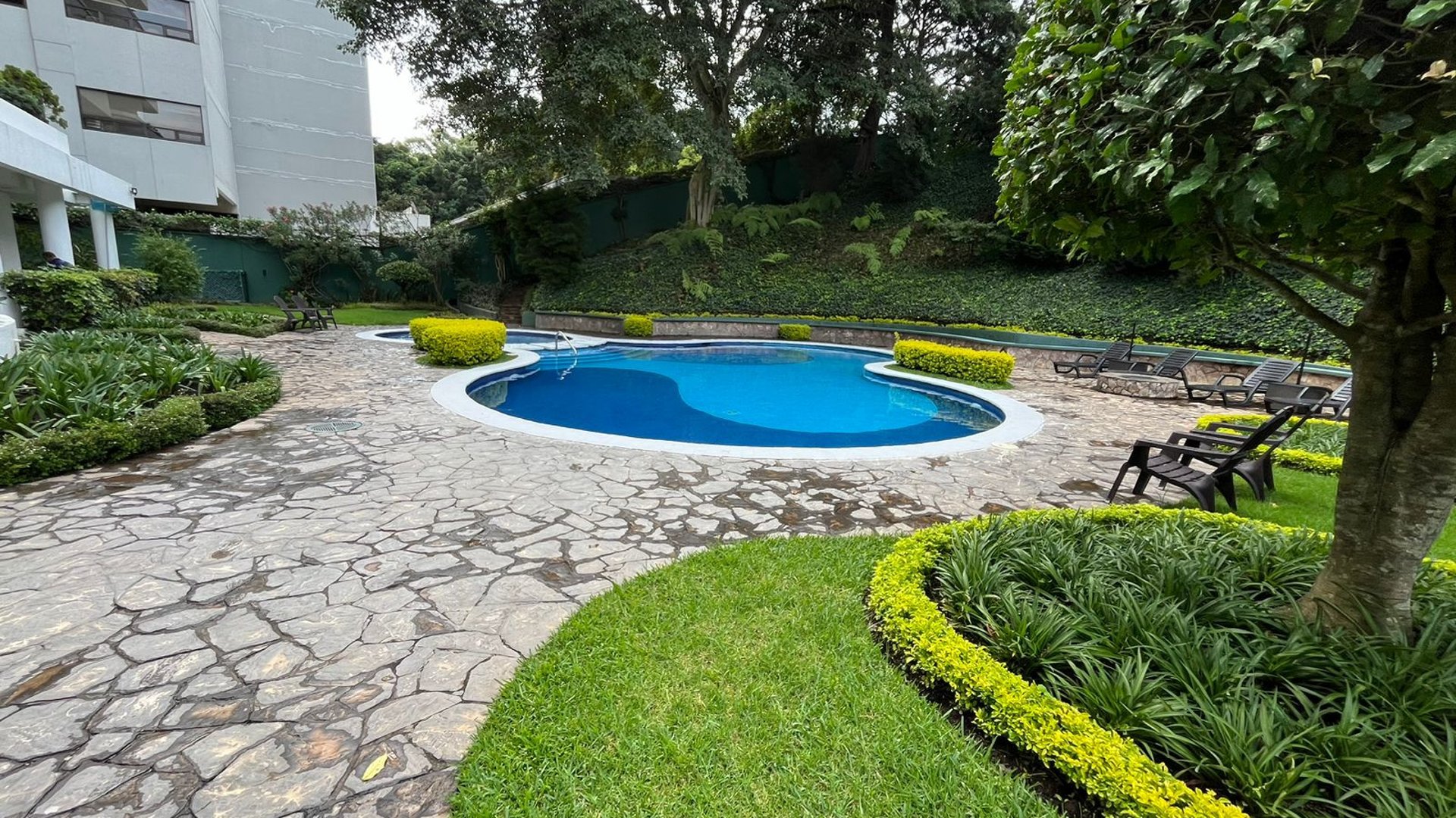 Apartamento en alquiler de 111Mts en Zona 14 Guatemala - Image 1