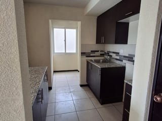Apartamento Venta Villa Nueva Zona 5: 3 Hab, 2 Baños, 2 Estac. ¡Oportunidad! - Image 3