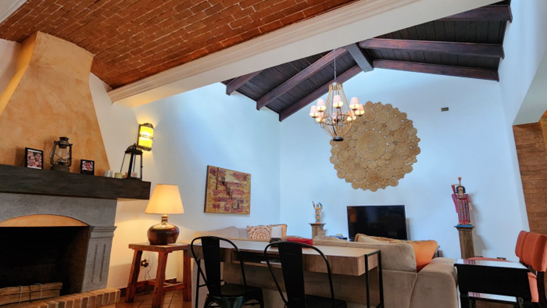 Casa en renta amueblada en Antigua - Miniatura 3
