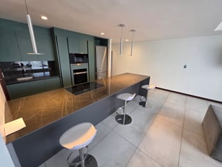 Apartamento con balcon en renta 2 habitaciones en zona 14 Ref-5716 - 2