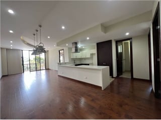 Vendo Apartamento en Cupertino Muxbal - 2