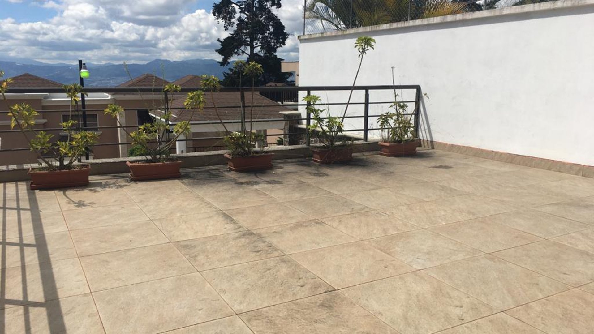 Casa en renta en km 12.5 Carretera a El Salvador / Alto Valle