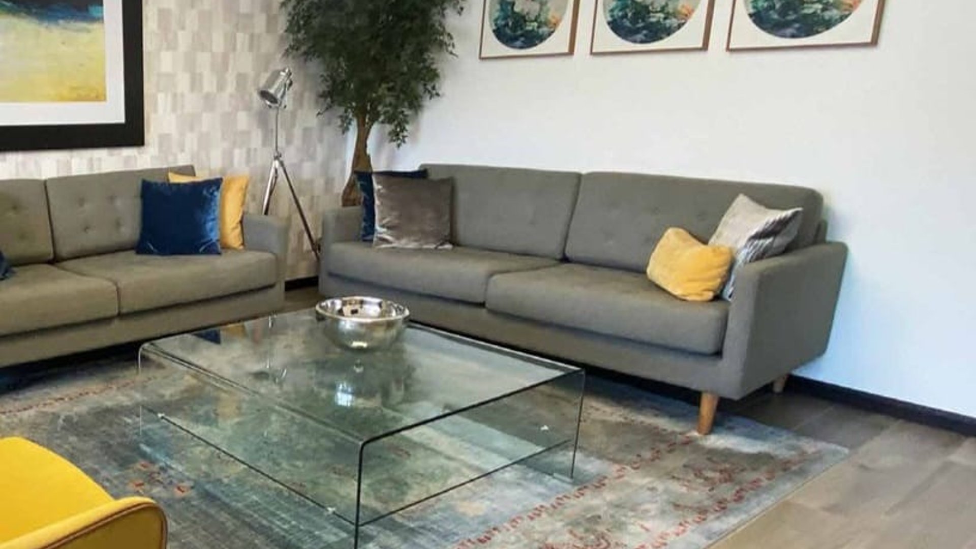 APARTAMENTO EN VENTA EN EDIFICIO SEGHERIA ZONA 14 
