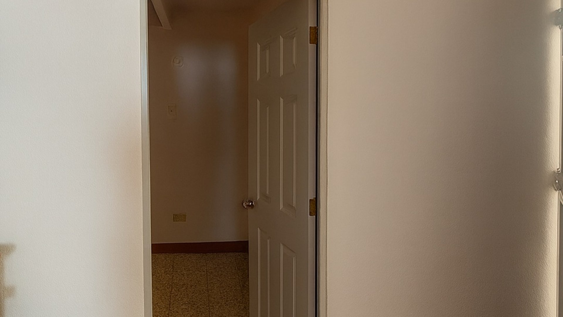 Casa en venta en Pinares del Norte, zona 18. - Miniatura 5