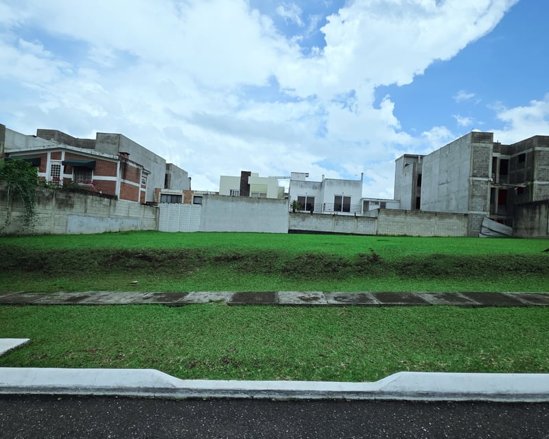 Terreno en Venta en Hacienda Real Zona 16