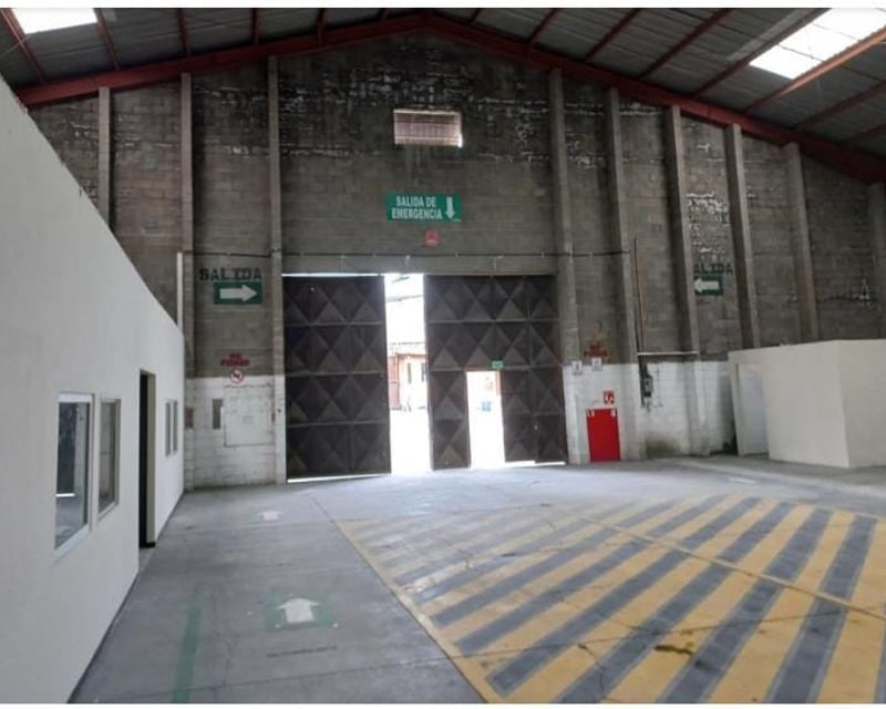 Warehouse for Rent in El Naranjo, Zone 4 - 1550 m² - USD 10,850