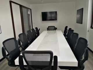 Oficinas coworking en ALQUILER en Cayala - Image 16