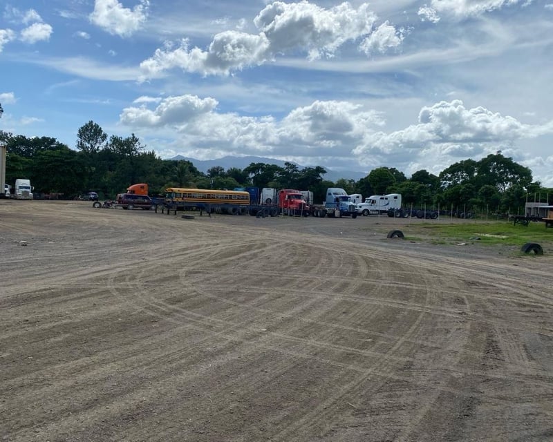 TERRENO INDUSTRIAL / COMERCIAL EN VENTA Y RENTA – PUERTO BARRIOS, IZABAL