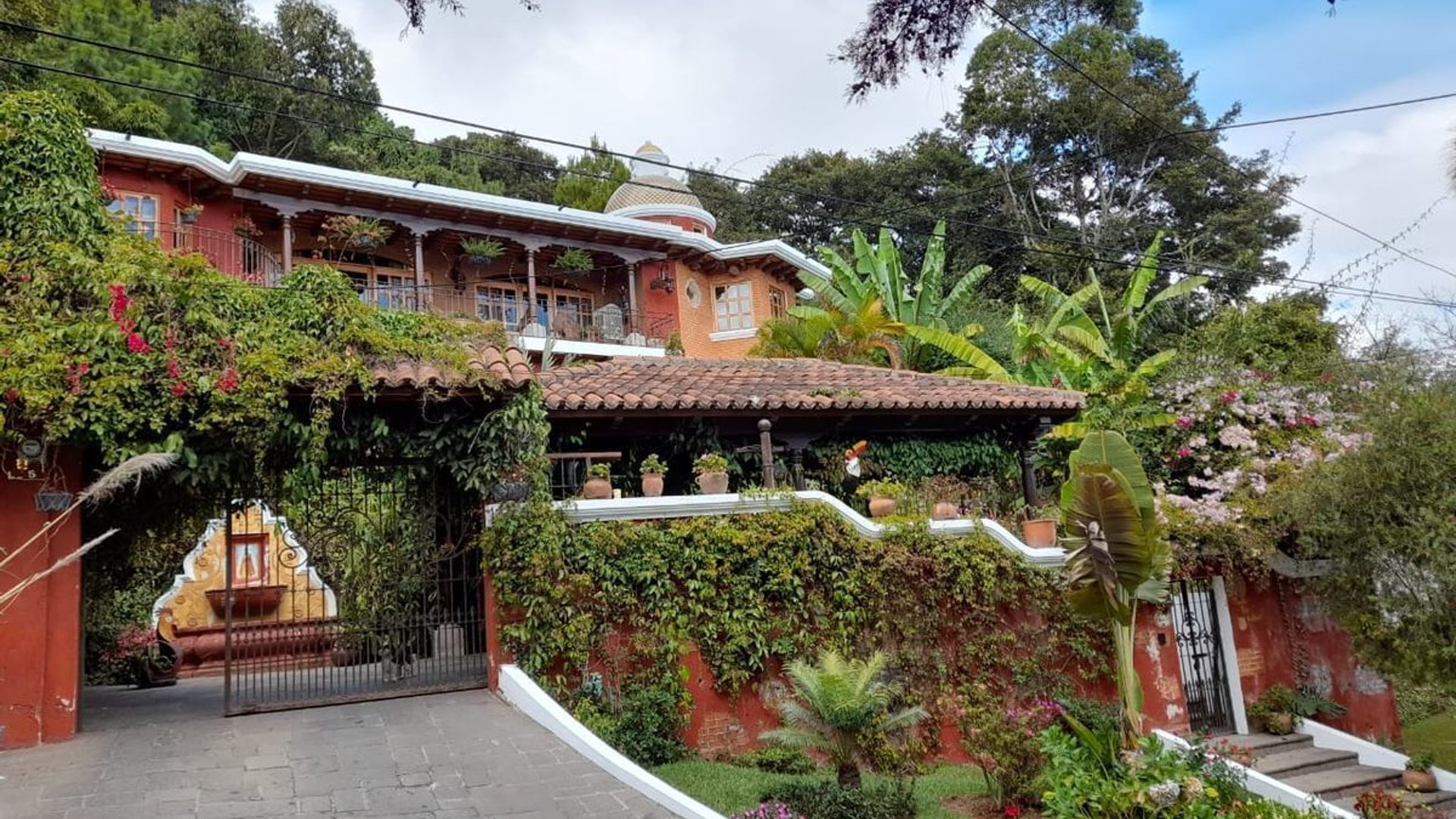 Casa en VENTA/ALQUILER en Miralvalle