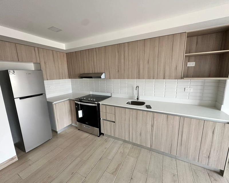 Apartamento en renta con gimnasio - 3 habitaciones en zona 12 Ref-5738