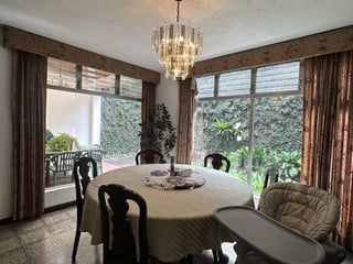 Casa en venta dentro de condominio en la zona 12 - 4