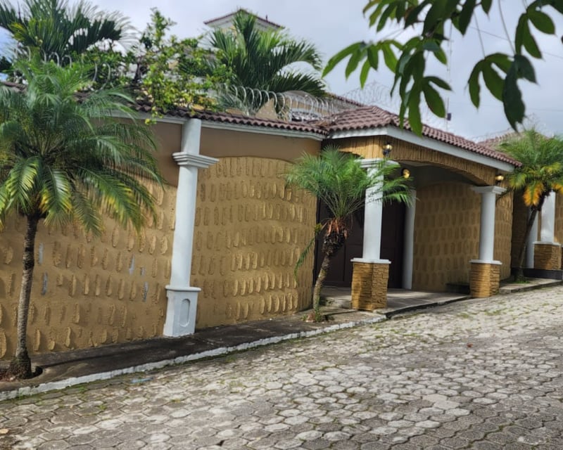 Preciosa Casa En Venta En Esquipulas, Chiquimula