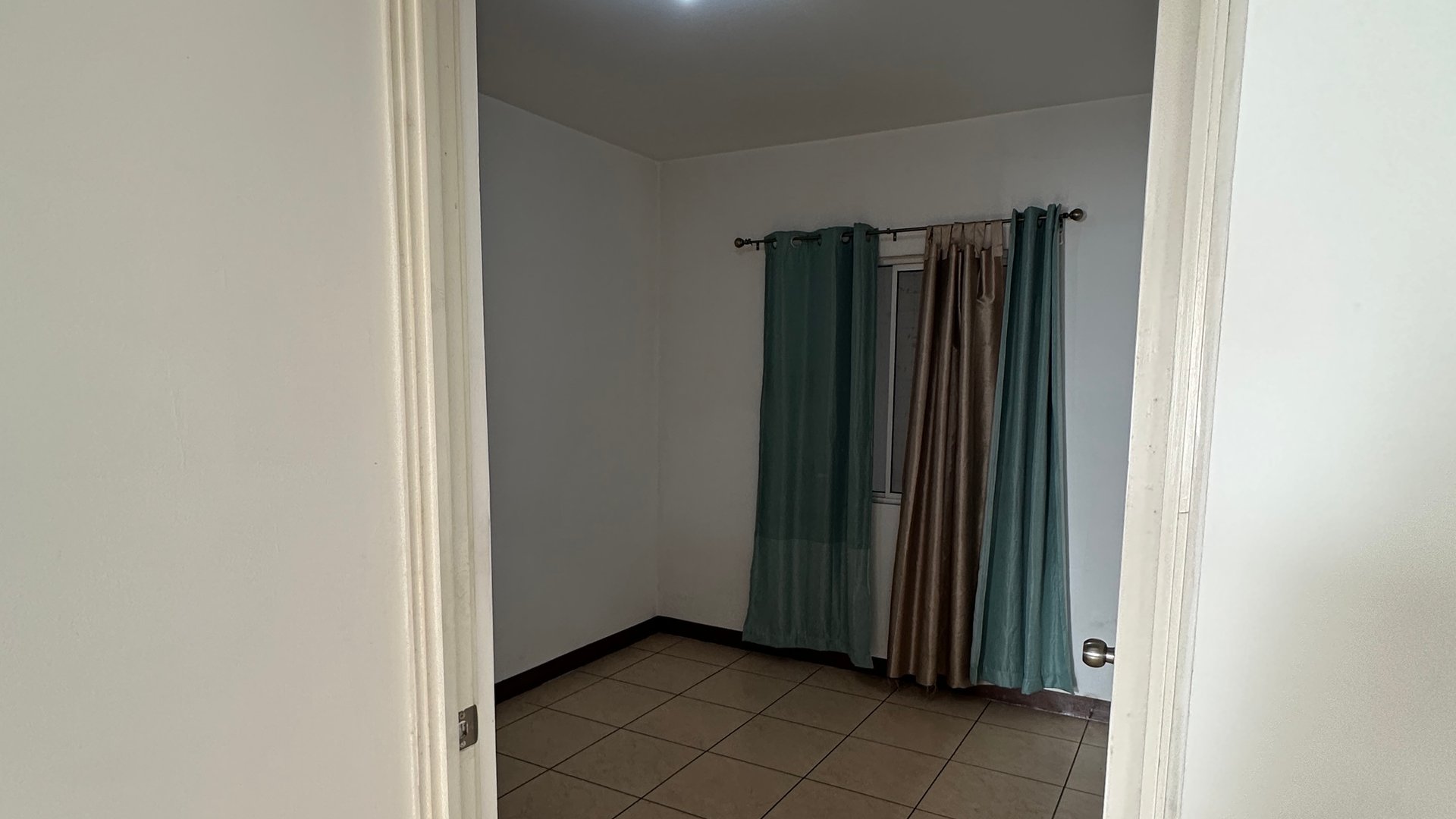 APARTAMENTO EN RENTA | VILLA LINDA 1 |  PERIFERICO ZONA 7 DE GUATEMALA - Miniatura 13