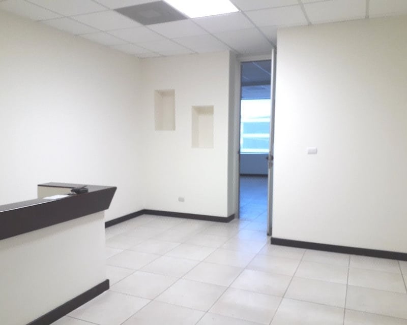 Oficina en renta en Zona Pradera, zona 10