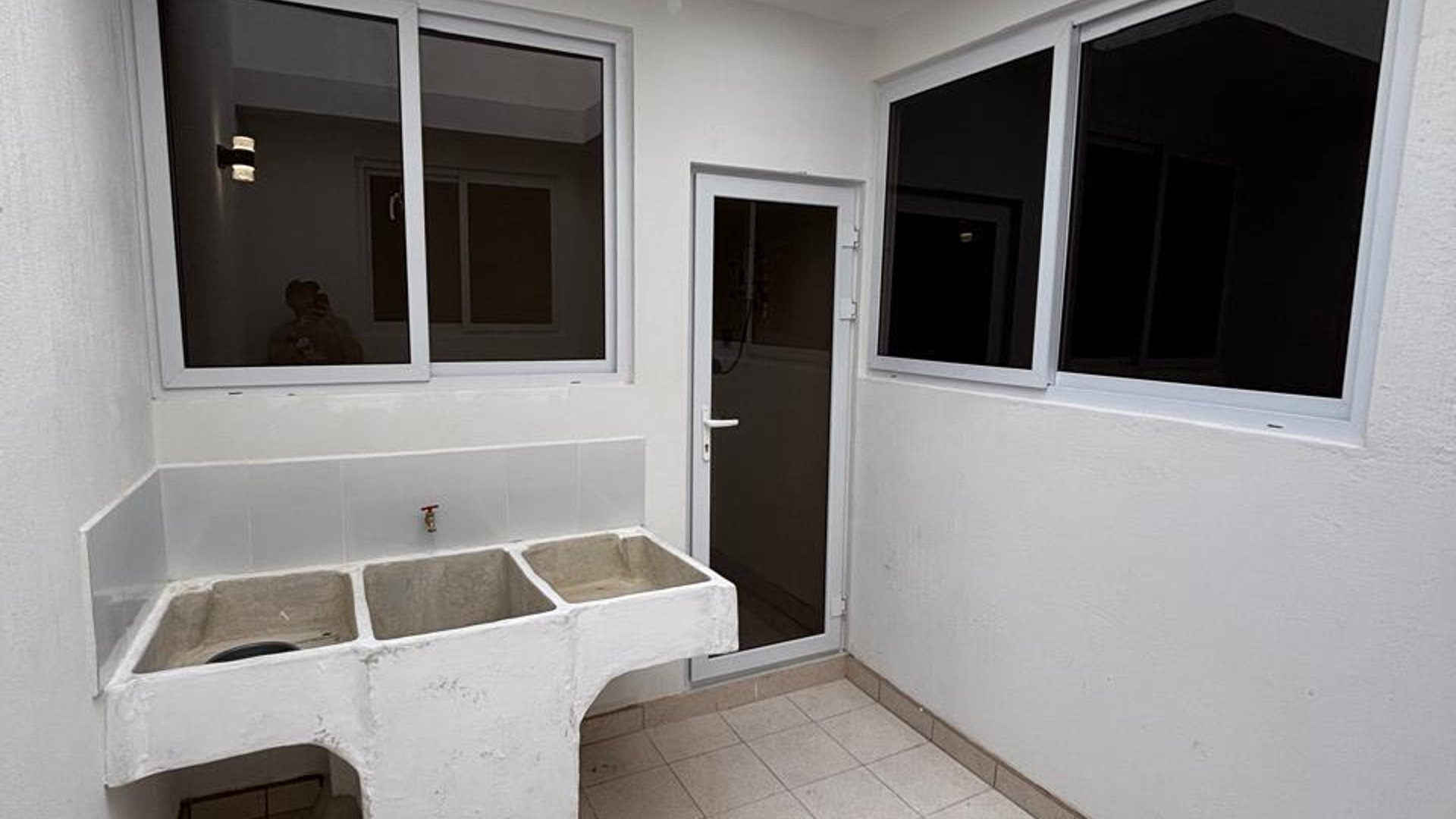 ???? APARTAMENTO EN RENTA – 3 HAB | HACIENDA REAL | ZONA 16 - Miniatura 13