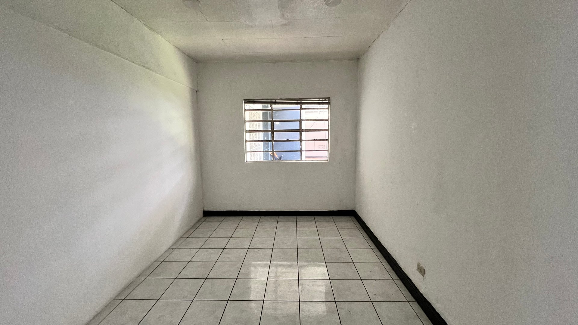 Propiedad Comercial en Alquiler | Avenida Petapa - Miniatura 15