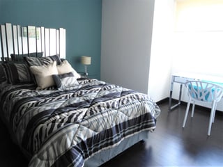 Apartamento amueblado de 3 habitaciones en zona 14 - Image 4