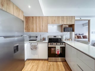 APARTAMENTO EN VENTA Y RENTA – EDIFICIO CENDANA | ZONA 9 - Image 4