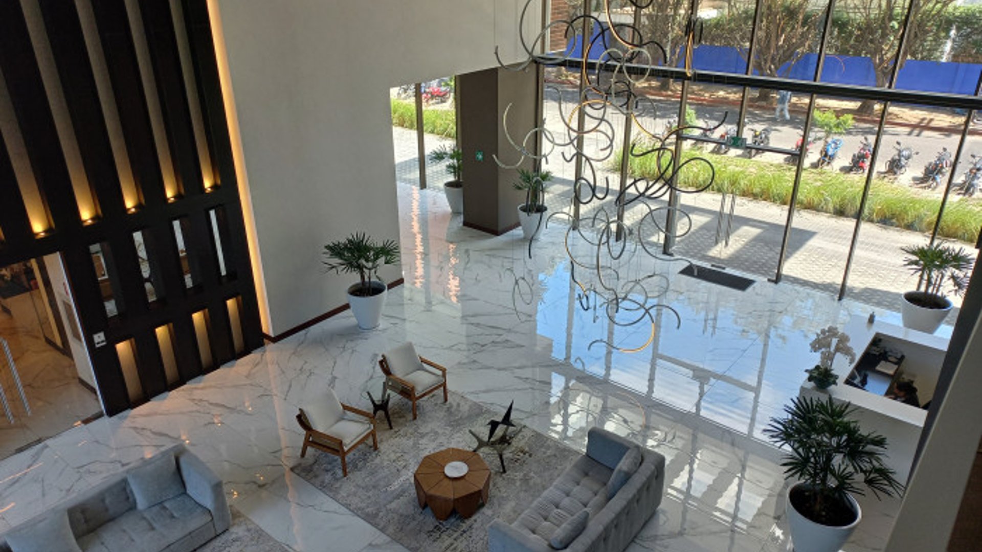 En renta - Venta exclusivo apartamento en la zona 14 - Miniatura 3