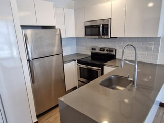 Apartamento en renta en zona 15 Vista Hermosa 2 - Image 3