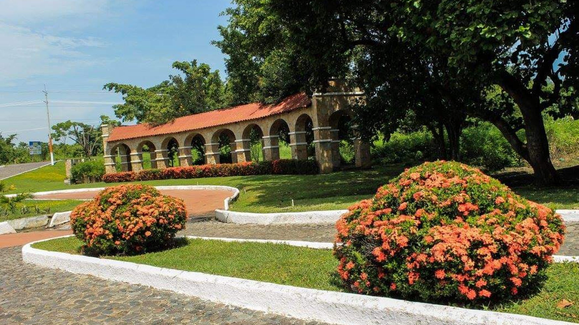 Terreno en venta en Cataratas de Uxmel Carr. a Puerto Quetzal - Miniatura 4