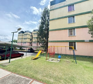 APARTAMENTO EN RENTA EN  LA AV PETAPA Z. 12
