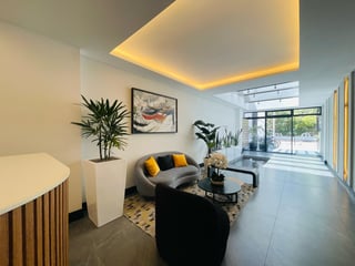 ALQUILER DE MODERNO APARTAMENTO - BONA 10, ZONA 10  - Image 11