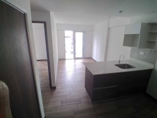 Rento apartamento nuevo Torre Asunción Sur, Zona 5 - 4
