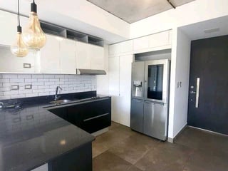 APARTAMENTO EN ALQUILER – 📍Edificio SHIFT, Cayalá Zona 16 - Image 2