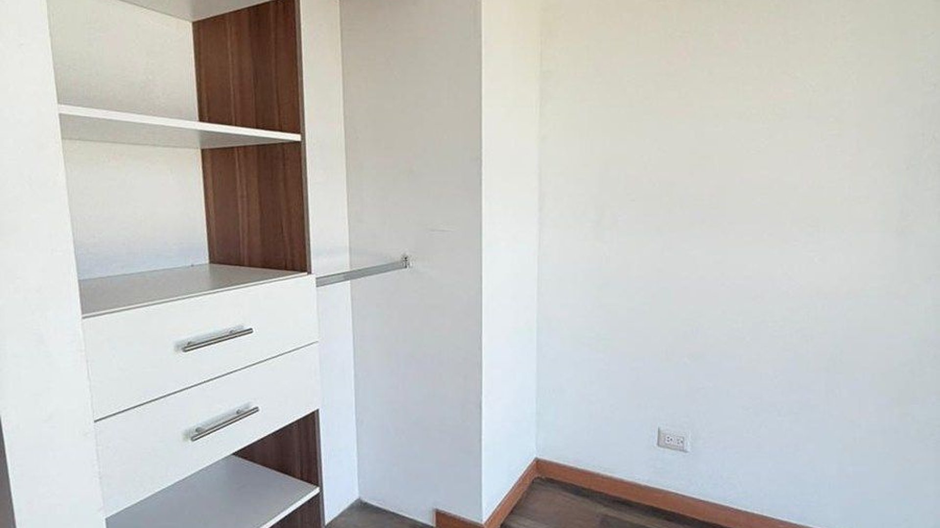 Apto en renta zona 11 - Miniatura 6